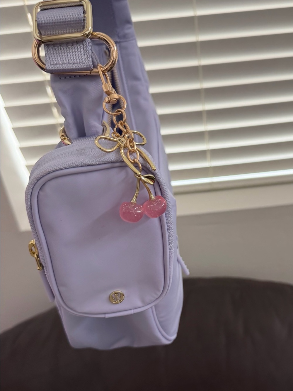 Lululemon | City Essentials 4L Shoulder Bag with Mini Pouch | Lavender Frost - Picture 2 of 5